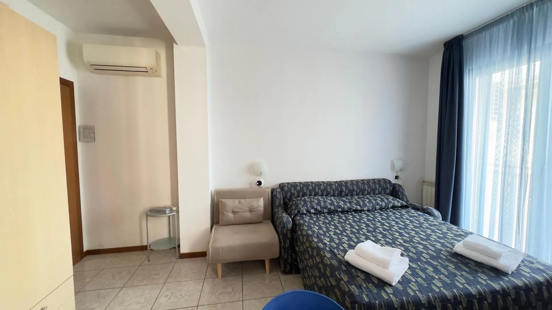 Apartment Le Due Farfalle Di Luciana Granella Monica E Deborah Albertin Chioggia